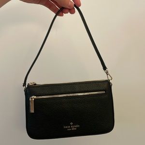 New - never worn - kate spade - leila pebbled leather converti in Black